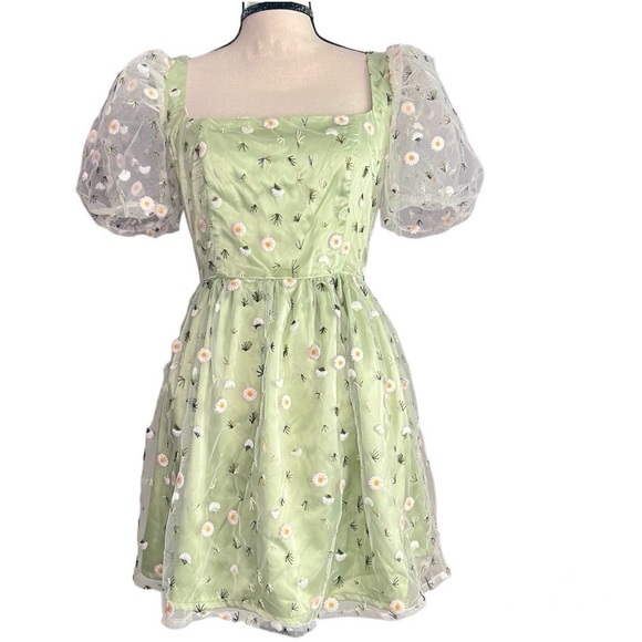 Sugar Thrillz Dresses & Skirts - Sugar Thrillz Dollskill Faircore whimsy pastel green daisy mini dress